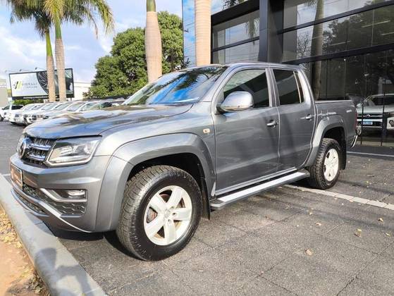 VOLKSWAGEN AMAROK 2.0 HIGHLINE 4X4 CD 16V TURBO INTERCOOLER DIESEL 4P AUTOMÁTICO VOLKSWAGEN AMAROK 2.0 HIGHLINE 4X4 CD 16V TURBO INTERCOOLER DIESEL 4P AUTOMÁTICO
